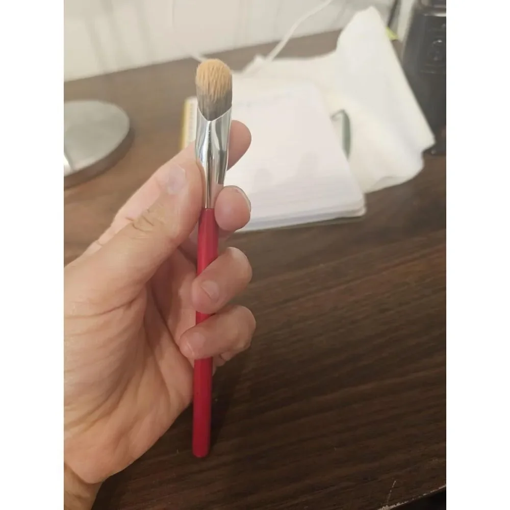 193 2pcs Red Angled Under Eye Makeup Precision Face Blending concealer brushes